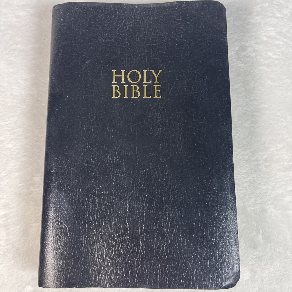 Holy Bible NIV Black Paperback Red Letter Concordance Zondervan Gift Edition