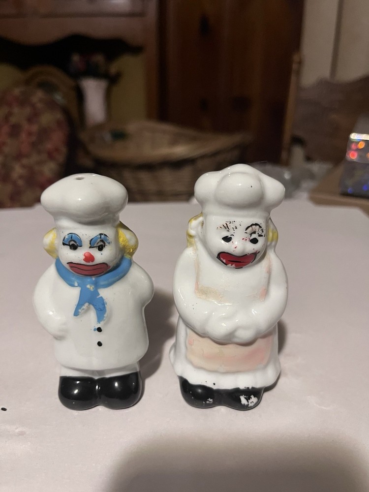Vintage Porcelain Clown Shape Salt and Pepper Shakers Handpainted Japan