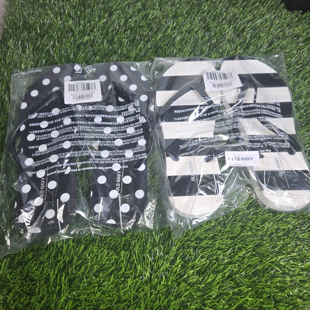 Old Navy Women's Size 8 Flip Flops - 2-Pack Black Stripe & Polka Dot Sandals  