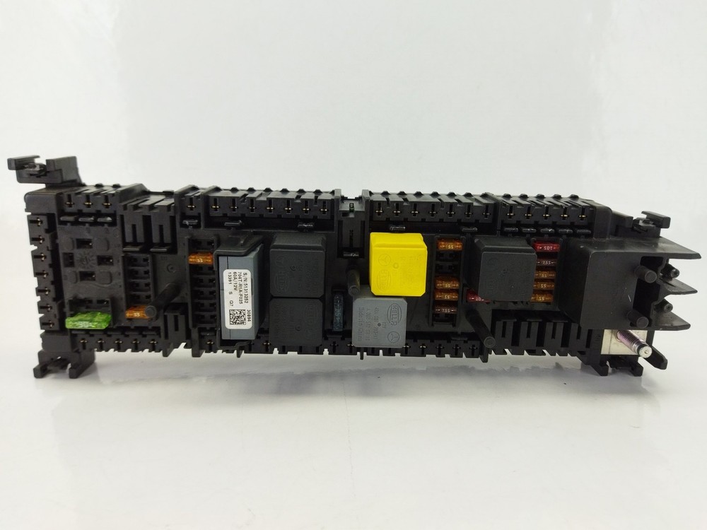 A2469066600 RELAY BOX / FUSES / 118847 FOR MERCEDES-BENZ A-CLASS W176 A 1