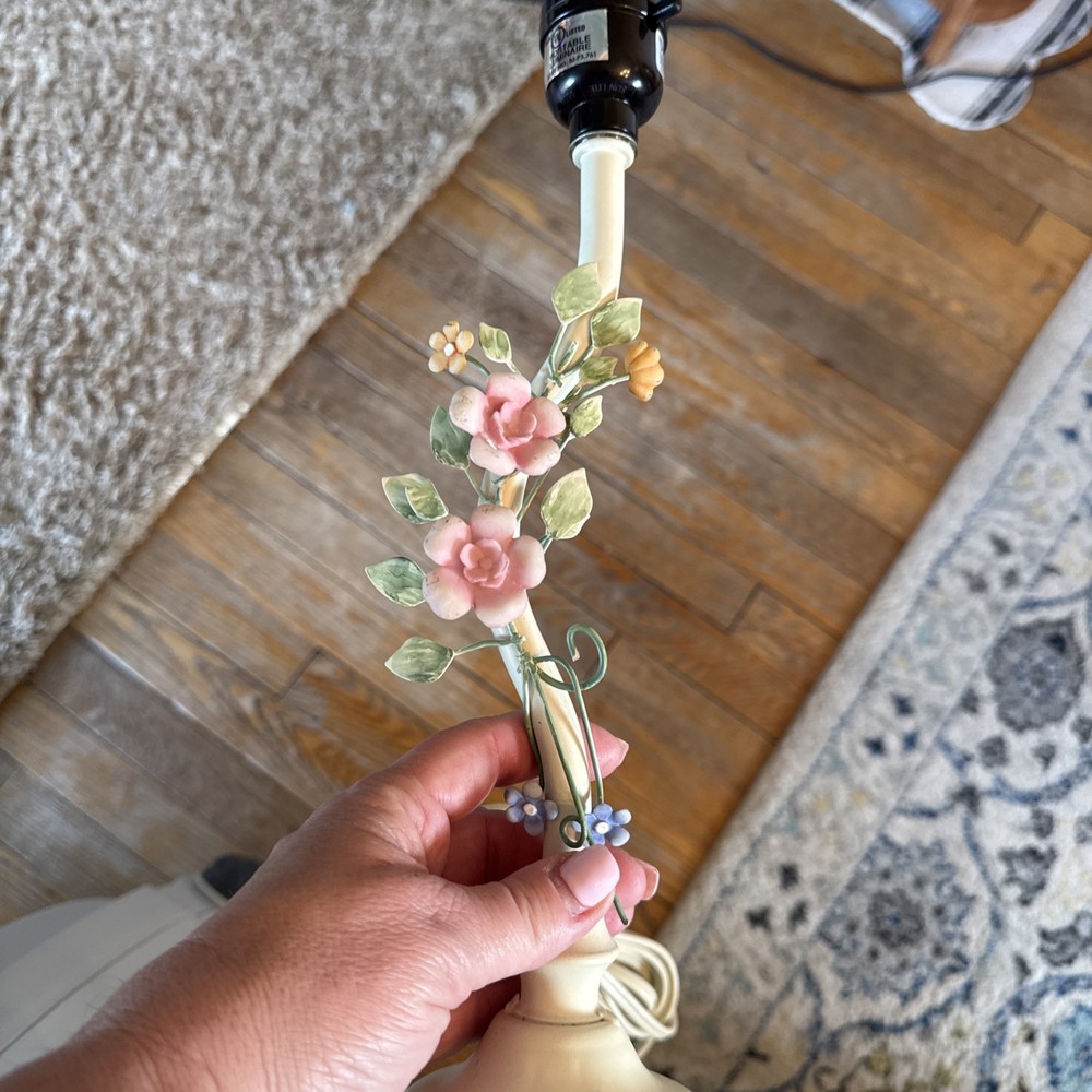 Vintage Italian Tole Table Lamp ceramic working light  MCM flowers