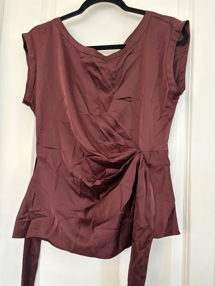 NWT York & Company Women Medium Burgundy Satin Tie Waist Sleeveless Boat Neck