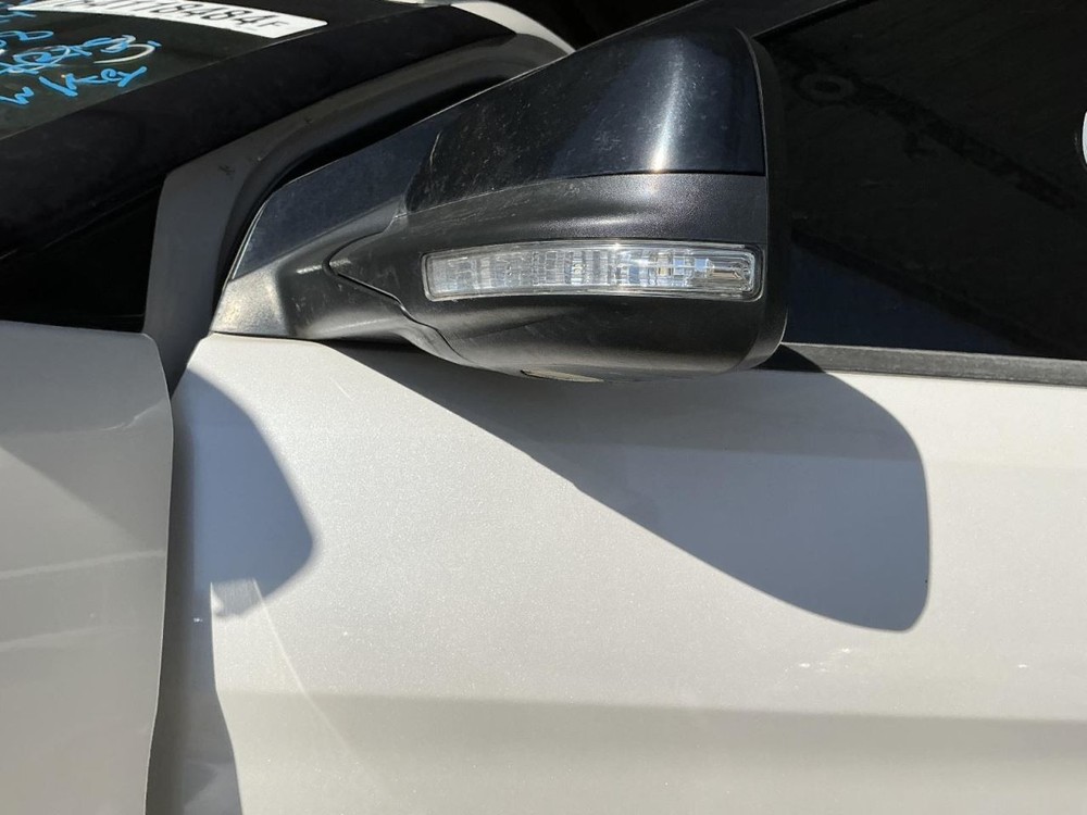 16-19 Ford Explorer Driver Side Power Folding Mirror 4771869