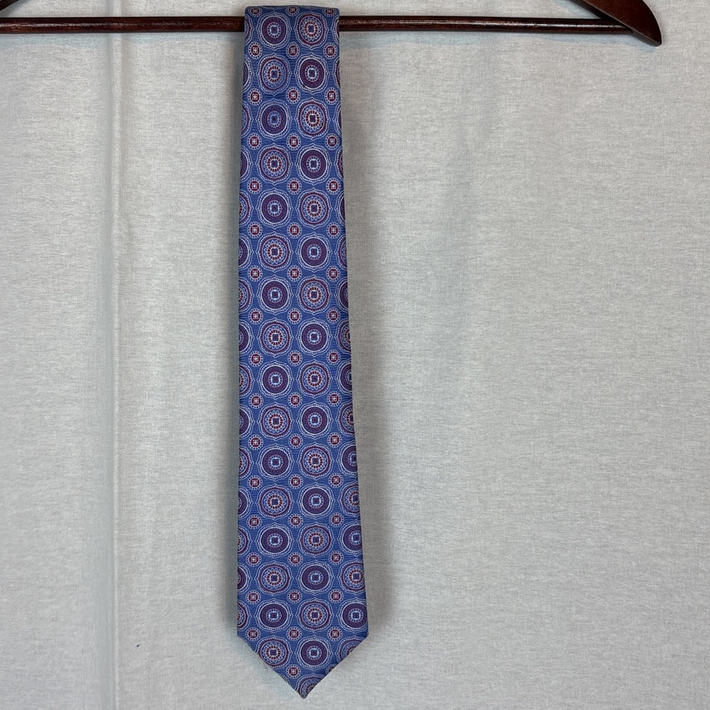 Jos A Bank Reserve Blue Medallion Silk Tie 60”x3”