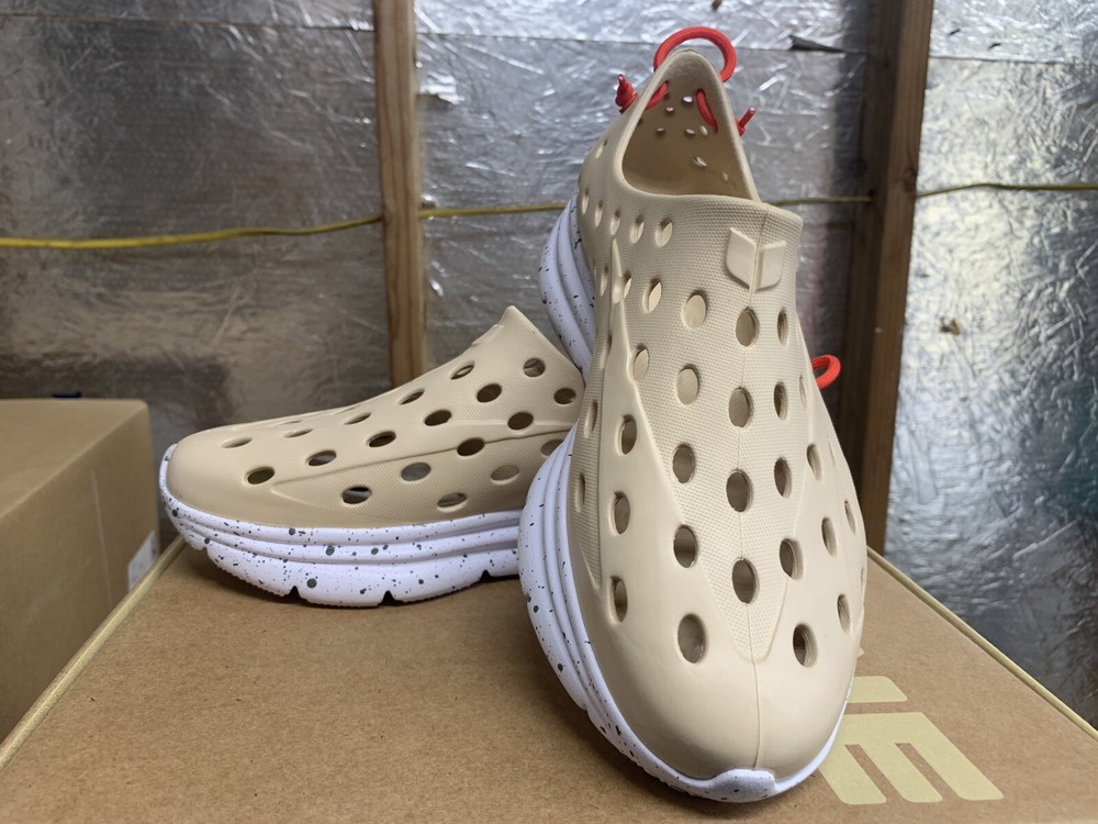 Kane Footwear Recovery Shoe Revive Sandstone / White Speckl Men size 6 Women's 8