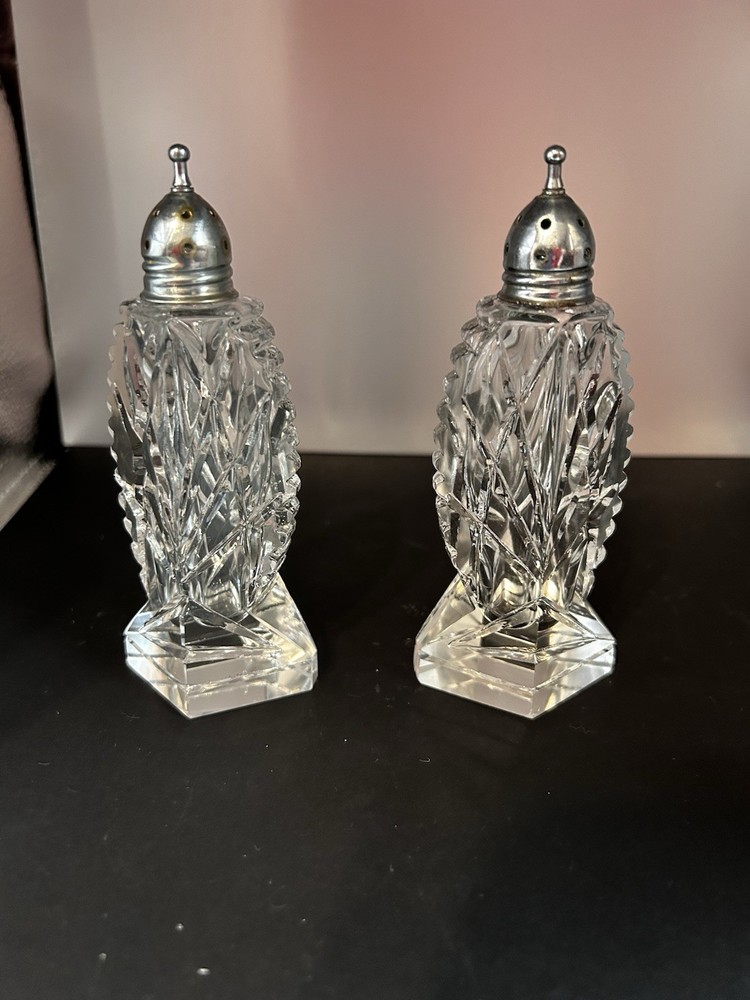 Clear Glass Salt & Pepper Shakers with Minor Chip on Base - See Photos