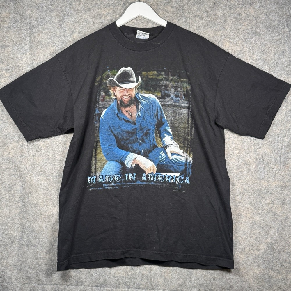 Vintage Toby Keith Locked & Loaded 2011 Tour T Shirt Mens Size XL 23x30 Country