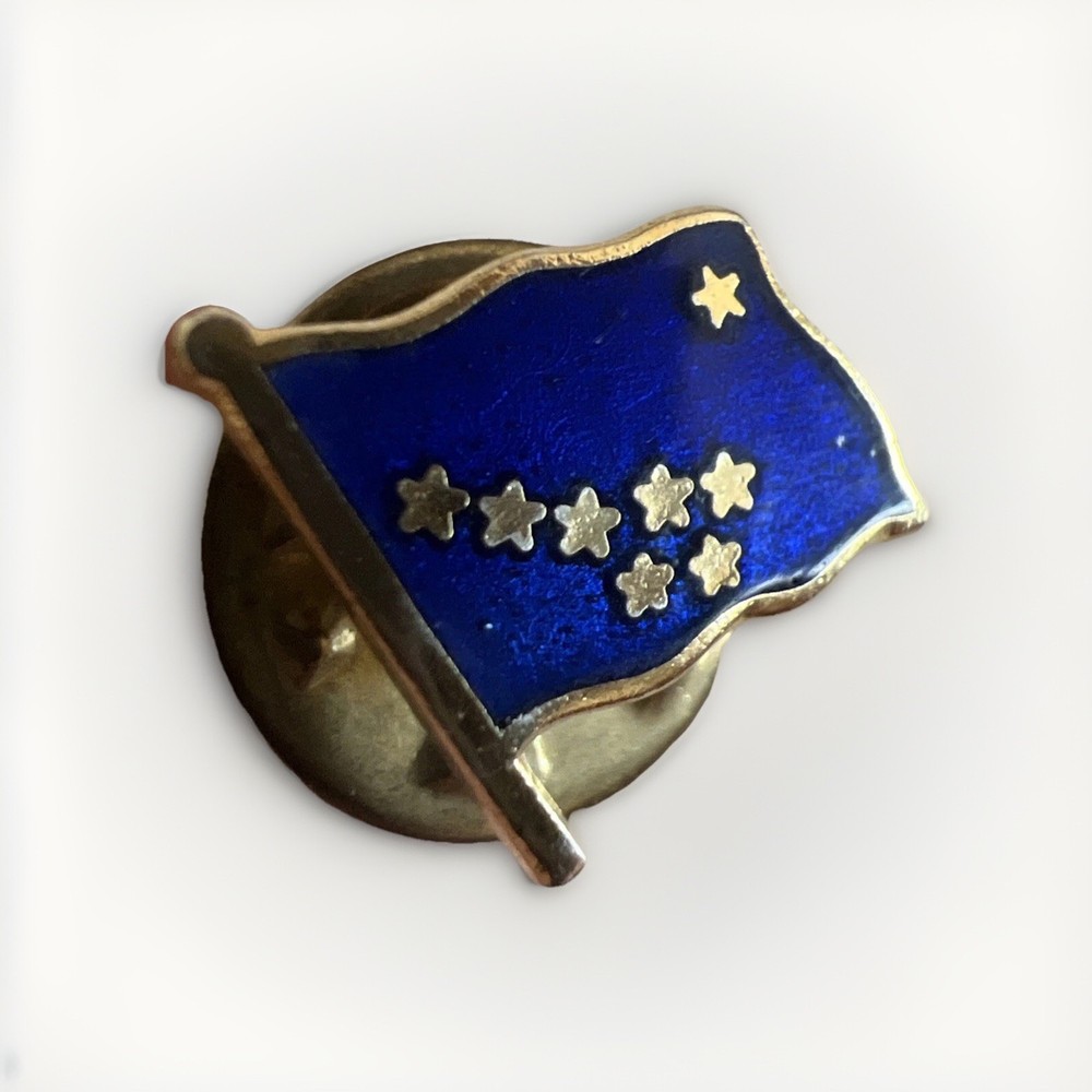 Vintage Alaska State Flag Enamel Pin Gold Tone Miniature 1/2”