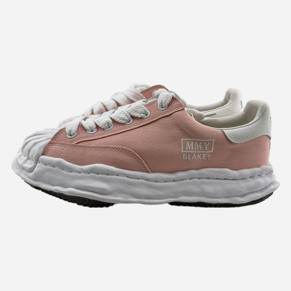 Maison Mihara Blakely Pink Sneakers Size 45 Used with Box A08FW735
