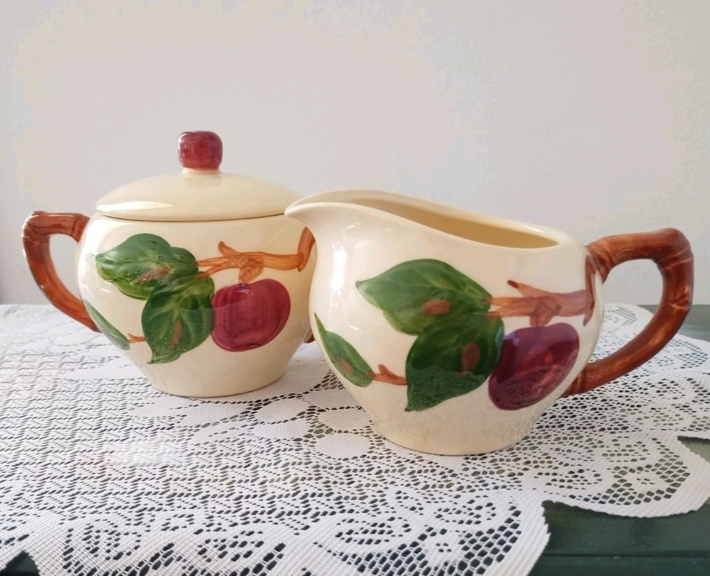 Vintage Franciscan Apple Earthenware Sugar w/ Lid and Creamer USA