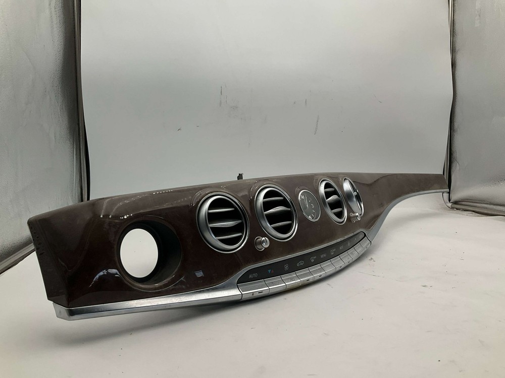 2014-2020 MERCEDES S-CLASS Center Dash Mounted Trim With Clock And AC Vents OEM