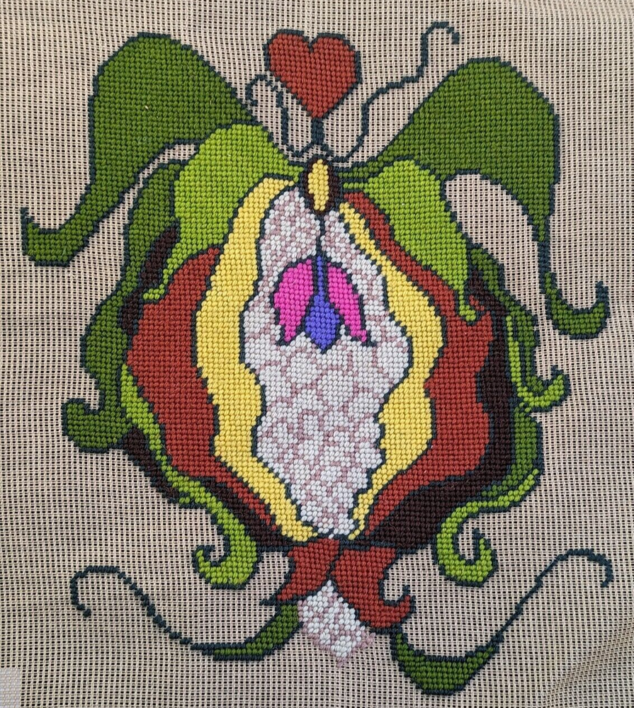 VTG Brunswick Needlepoint Tapestry Wool Abstract Cotton Boll Preworked Pat 7314-image