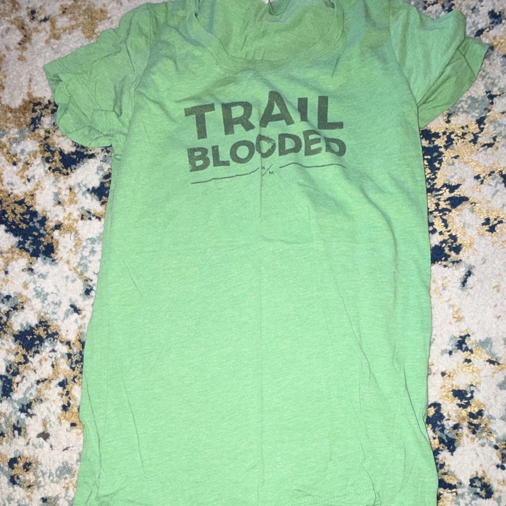 Bella + Canvas women’s Green Trail Blooded Graphic Logo Crew Neck Tee Size M