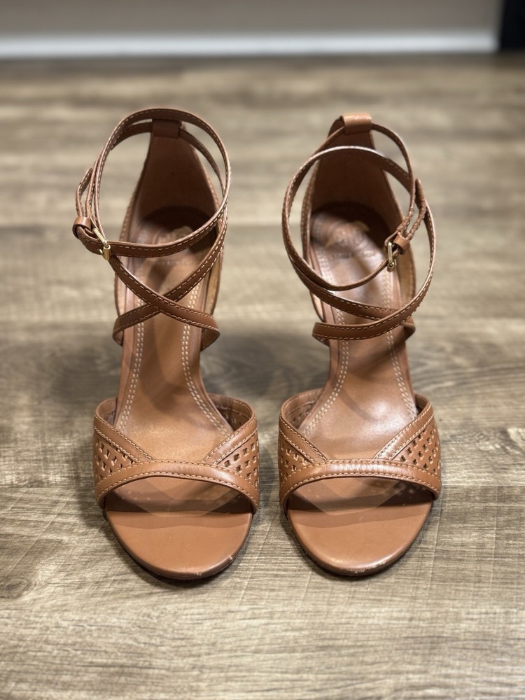 Tory Burch Gladiator Wedge Heel Perforated Woven Leather Womens size 9.5