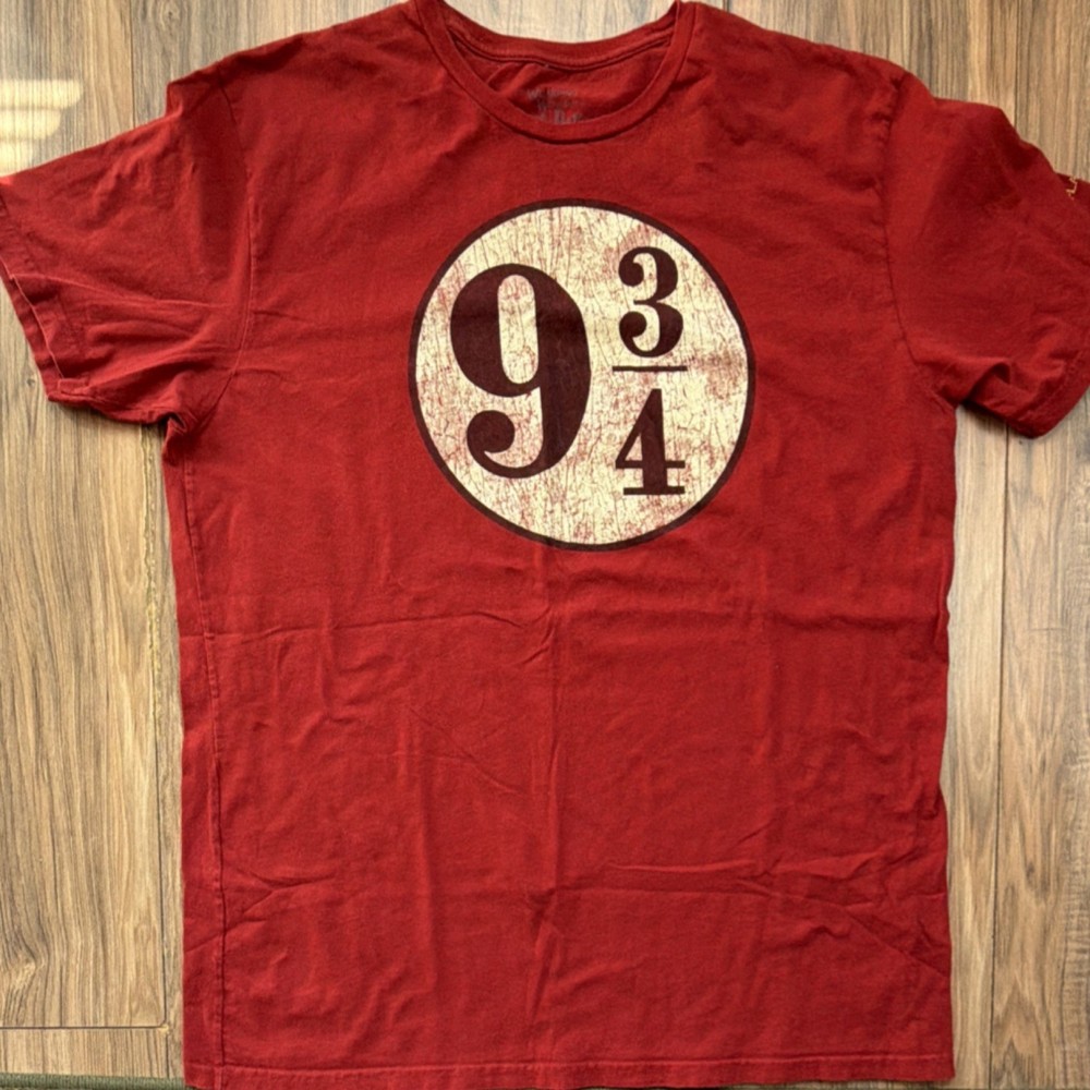 The Wizarding World of Harry Potter Platform 9 3/4 Hogwarts Express T-Shirt