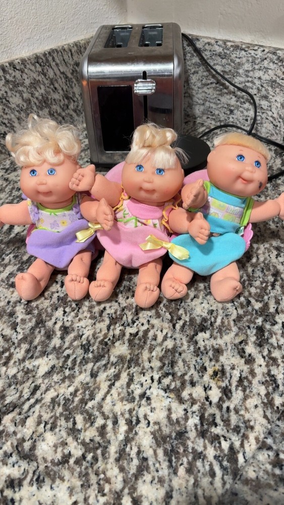 Cabbage Patch Kids Classic Hand-Stitched Dolls