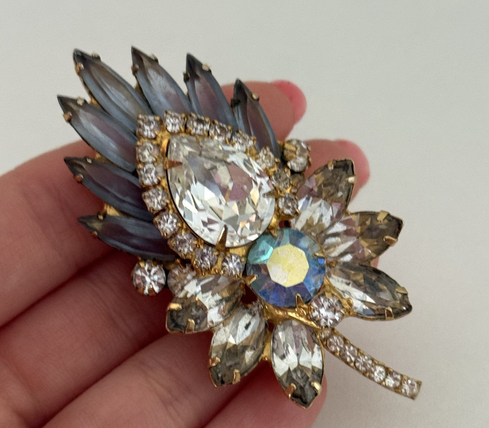 Vintage Juliana D&E Blue AB Rhinestone Statement Gold Tone Flower Brooch Pin