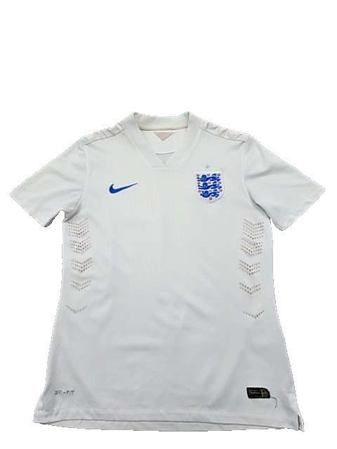 Nike Men's White Dri-FIT Soccer Jersey Size S Short Sleeve