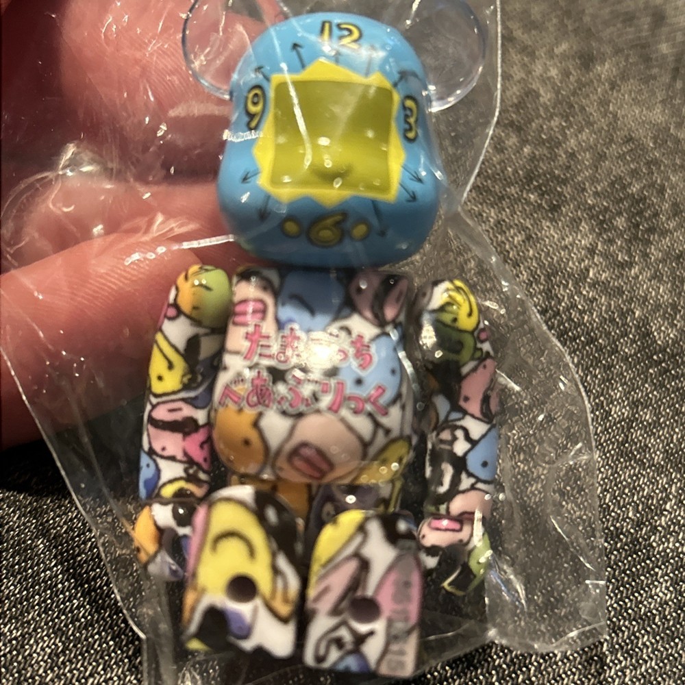 Medicom Toy Bearbrick 100% Tamagotchi series 51