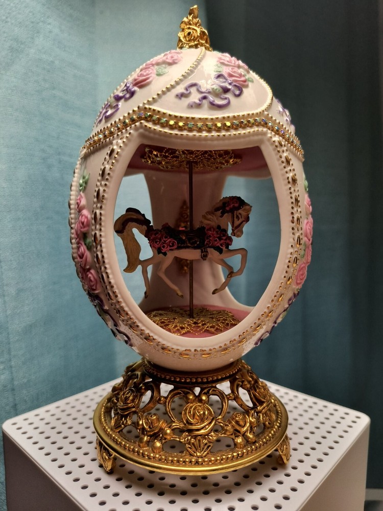 Franklin Mint House of Faberge Musical Carousel Egg 24k Gold Accented