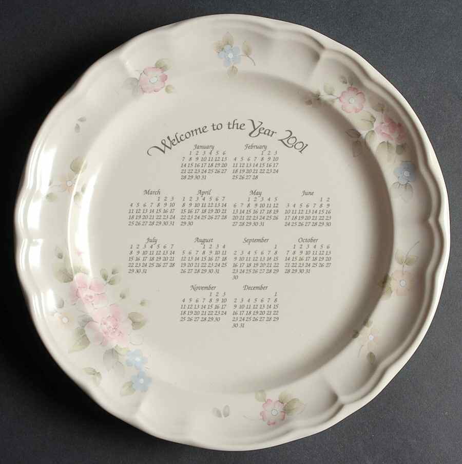 Pfaltzgraff Tea Rose Calendar Plate 1847229