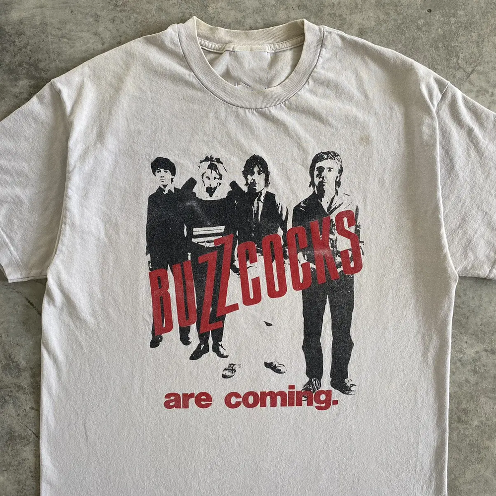 Vintage 2000's Buzzcocks Punk Rock Band Unisex Gift For Fan T-shirt BO2917