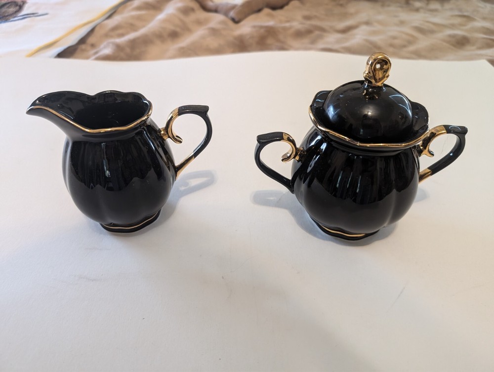 Grace Teaware Black Gold Scallop Fine Porcelain Sugar & Creamer Set with Gold