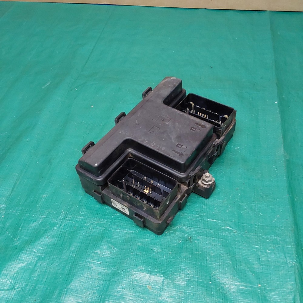 2013-2014 Ford Fusion Fusebox Panel Relay Module OEM DG9T-14A067-BF