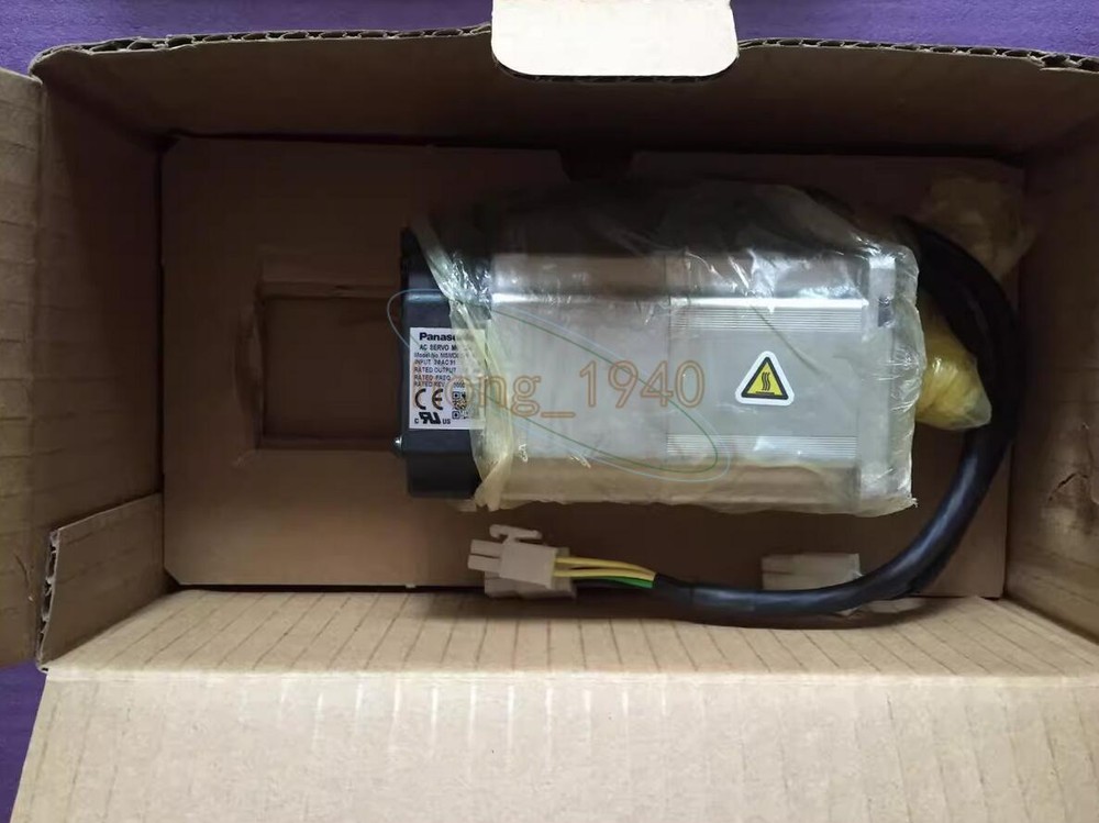ONE NEW Panasonic AC Servo Motor MSMD022S1B