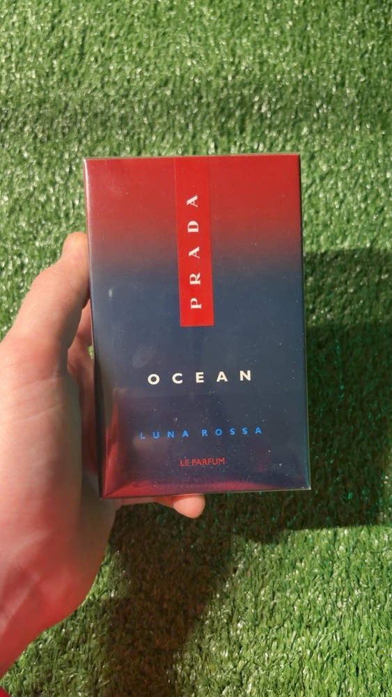 PRADA Luna Rossa Ocean Men`s Eau de Toilette Spray - 3.3 oz