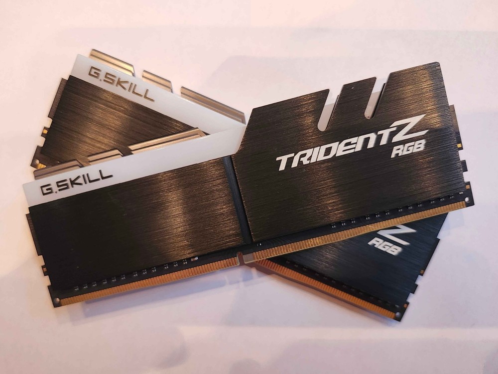 Slightly Used G.SKILL - Trident Z RGB 32GB (2x16GB) DDR4 3600MHz RAM