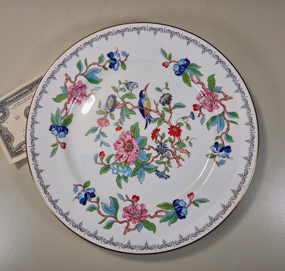 AYNSLEY Pembroke (Gold Trim) Salad Plate - 8 1/4
