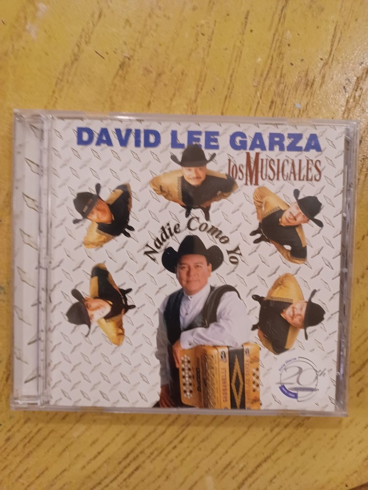 DAVID LEE GARZA Y LOS MUSICALES Nadie Como Yo USED CD IN LIKE NEW CONDITION