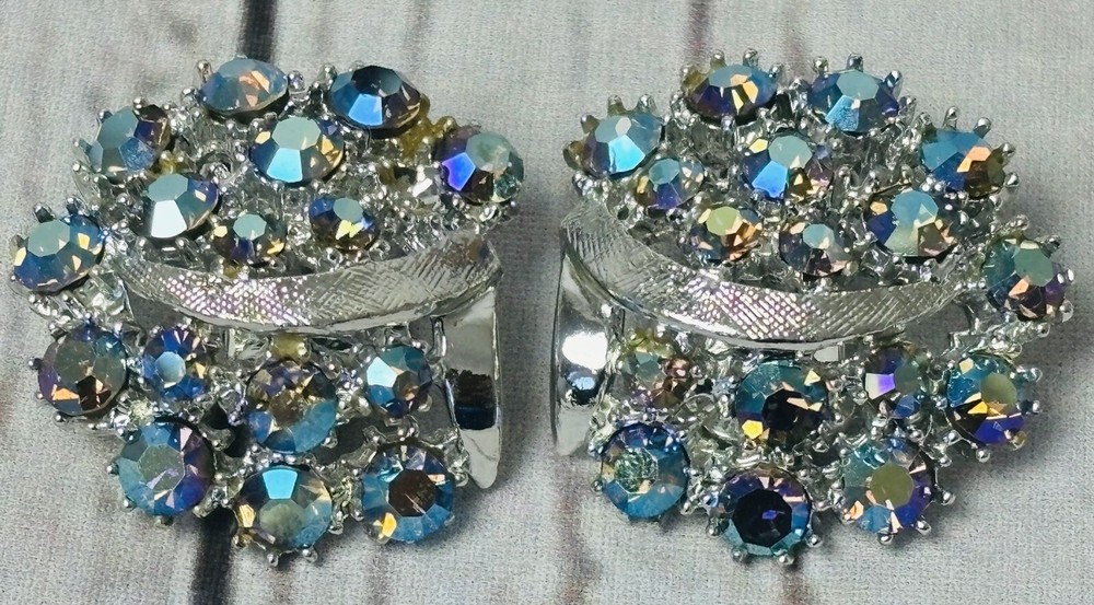 Vintage Aurora Borealis Art Signed Clip Earrings 1