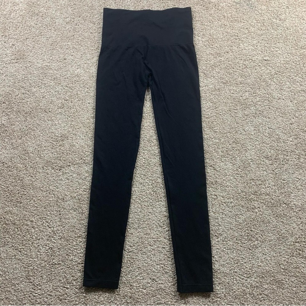 Red Hot by Spanx Women’s Black High Rise Leggings Stretch Slimming Pants