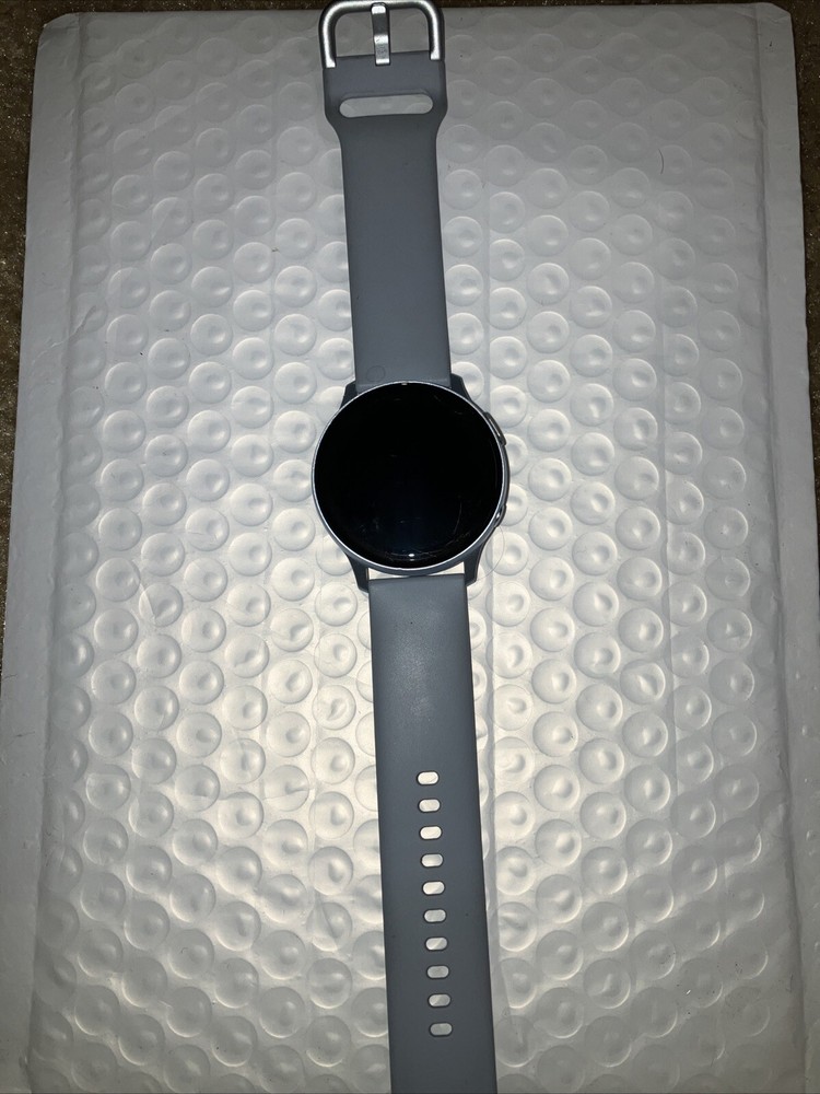 Samsung Galaxy Watch Active2   GPS- 40mm Aluminum Cloud Silver - Mil-STD 810G
