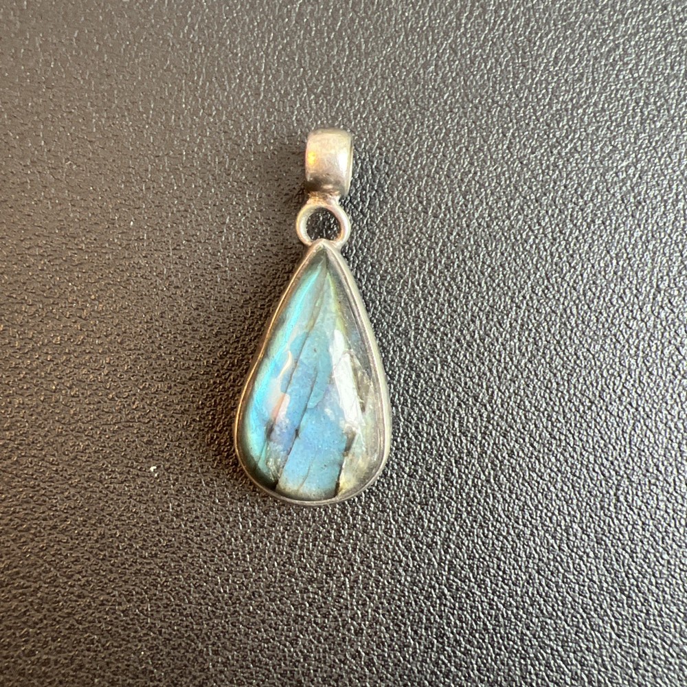Sterling Silver Labradorite Teardrop Pendant – Blue Flash – Boho Artisan