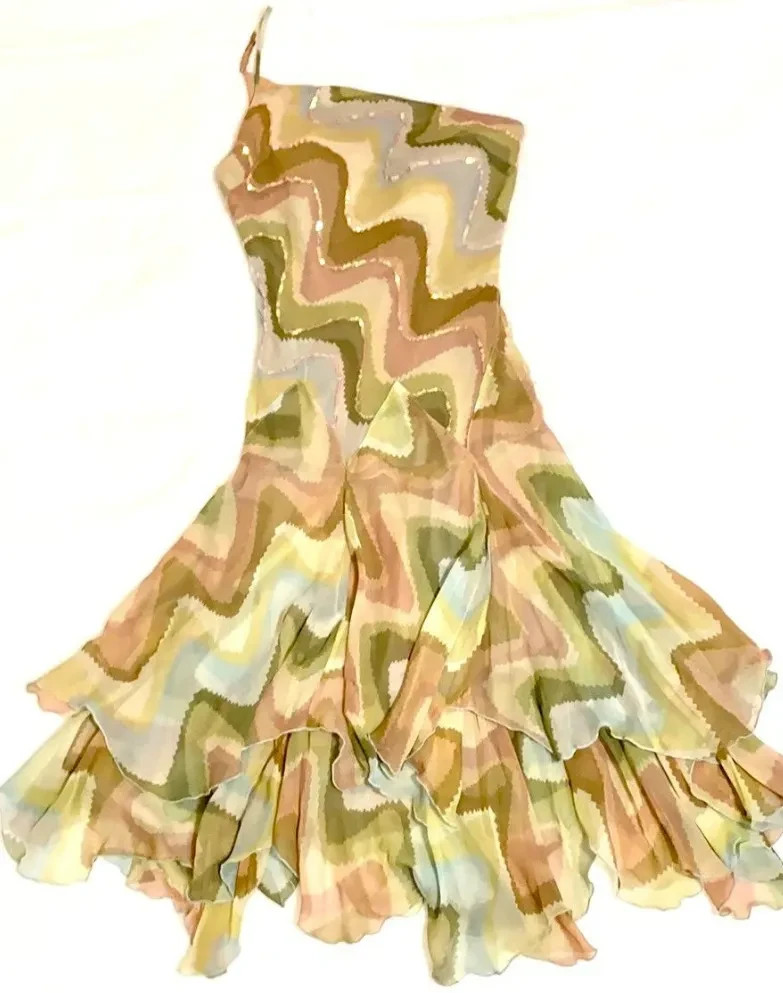 READ! Vintage BCBG Pure Silk Abstract Psychedelic Sequin Tiered Hanky Hem Dress
