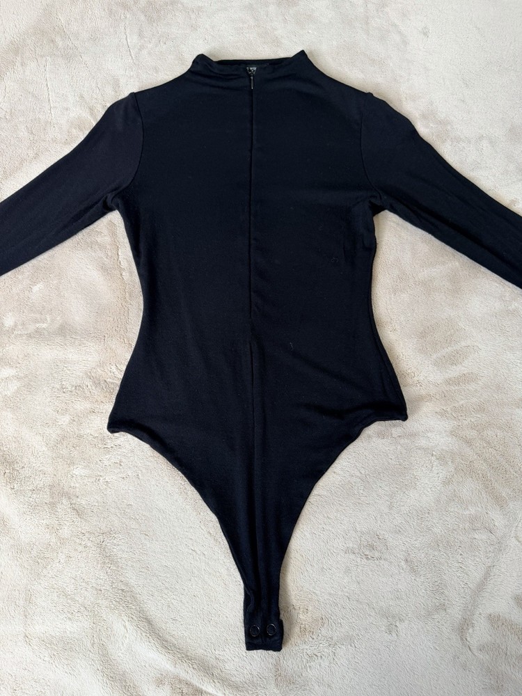 nakedwardrobe Women’s Black Long-Sleeve Zip Front Women's bodysuit Size M