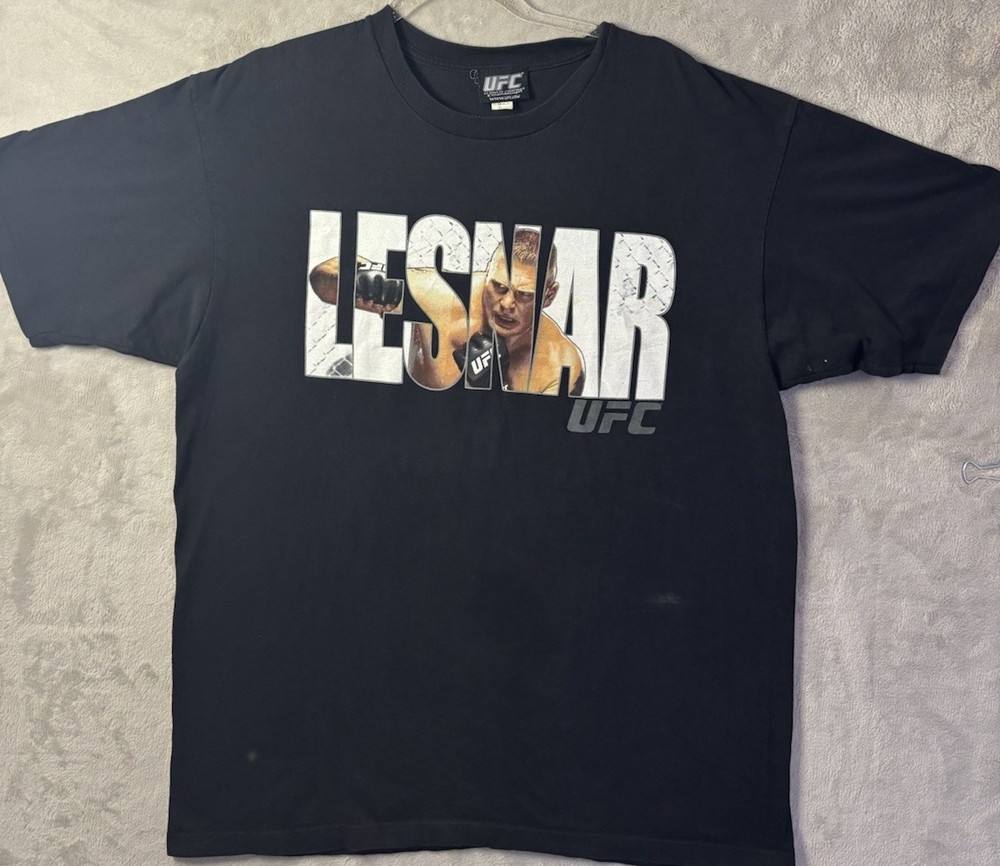 UFC Brock Lesnar T Shirt Mens XL Black Graphic MMA Wrestling 2008 Era Tee