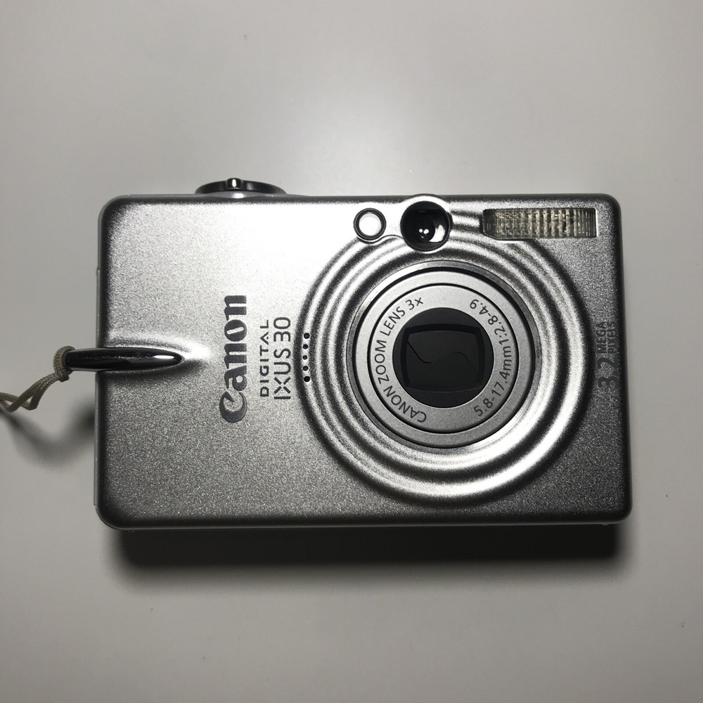 Canon Digital Camera IXUS 30 3.2MP