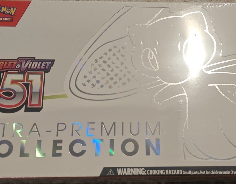 Pokémon TCG Scarlet & Violet 151 Mew Ultra-Premium Collection Box, English