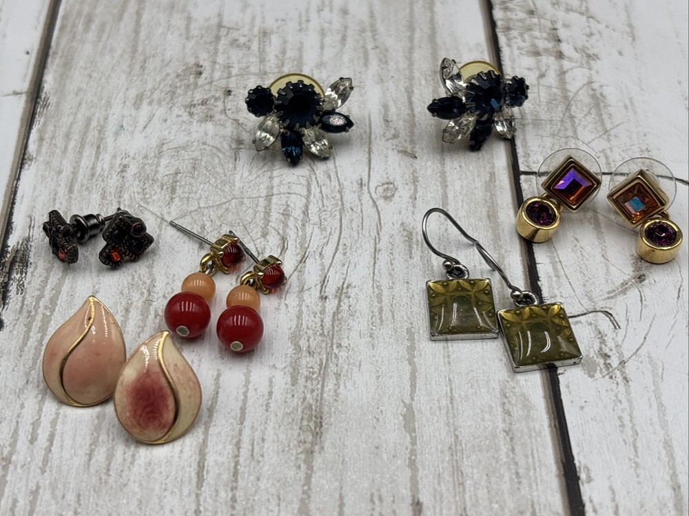 Lot Of Vintage -  Statement Earrings