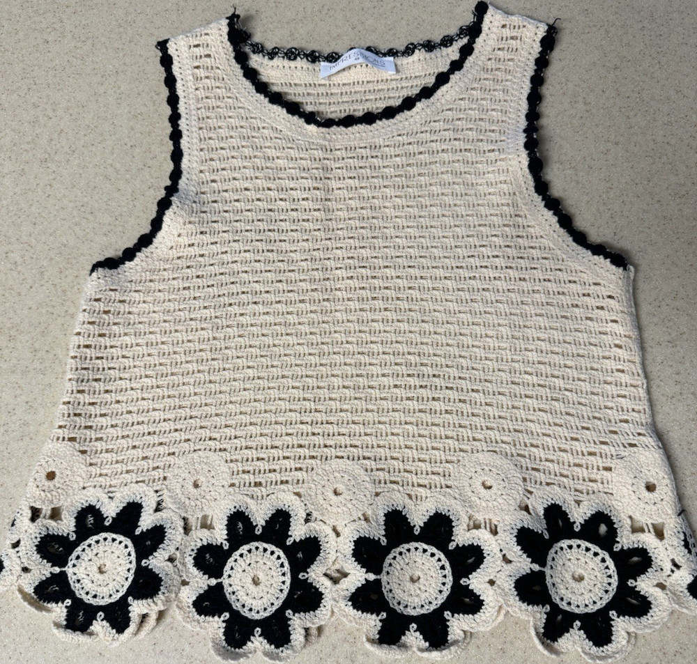 Impressions Women's Crochet Floral Tank Top Beige Black Sleeveless S/M