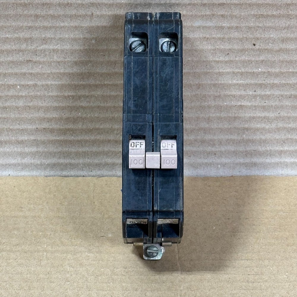 NEW EATON CH2100 2 Pole 100 Amp 120/240V Circuit Breaker No Notch NTO