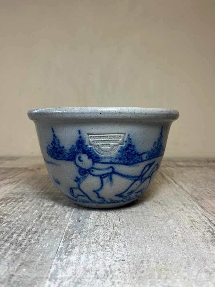 Salmon Falls Stoneware Salt Glaze Pottery Helen Berg Bear  Small Mixing Bowl
