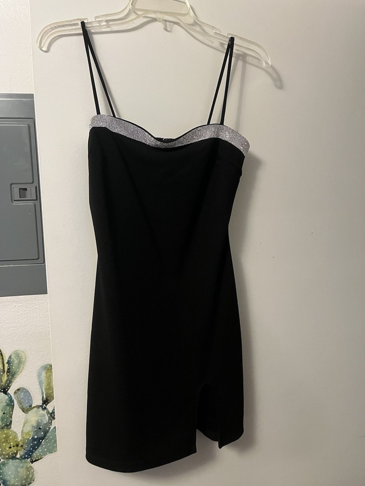Black Mini Dress Sparkly Detail Women’s Size Medium Sleeveless