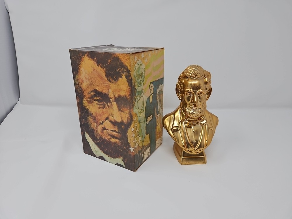 Vintage Avon President Lincoln Bust 6 oz Deep Woods After Shave w/Box