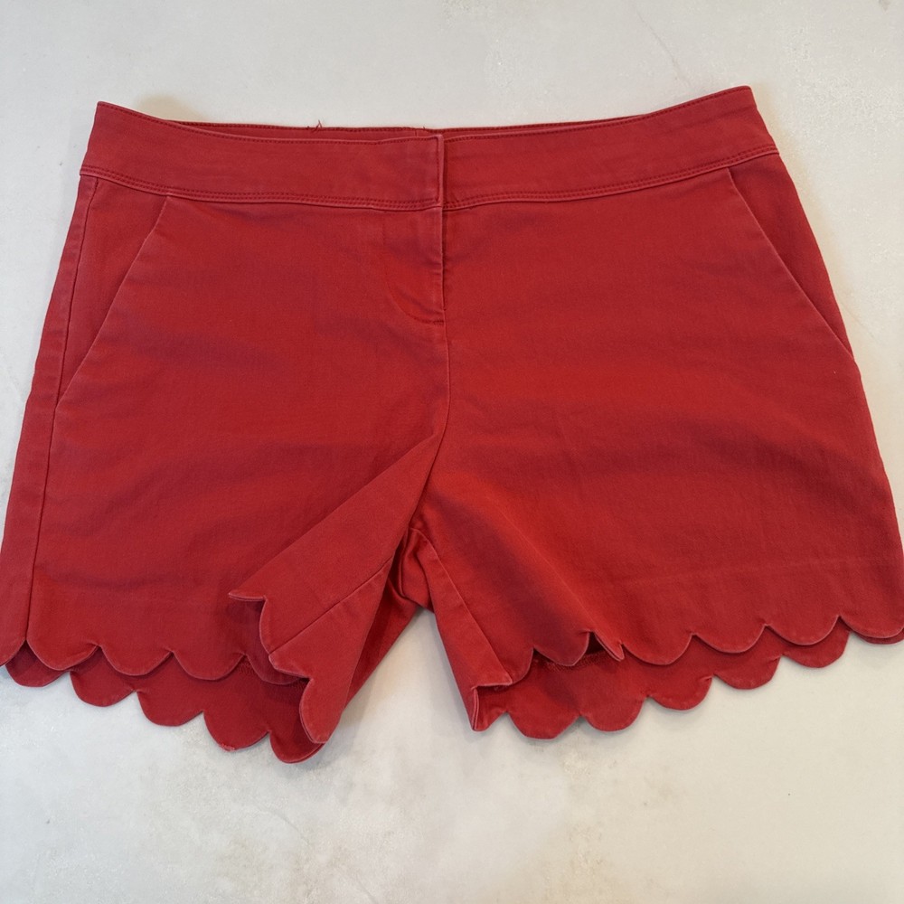 The Limited Red Scalloped Hem Shorts Size 10 Cotton Blend Dressy Casual Summer