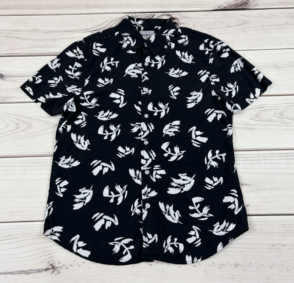 YoungLA Button Up Shirt Mens Small Black White Floral Leaf Viscose Short Sleeve